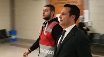 Eşini boğarak öldürmeye çalışan iş insanı Can Atay'a avukata omuz atmaktan hapis cezası verildi