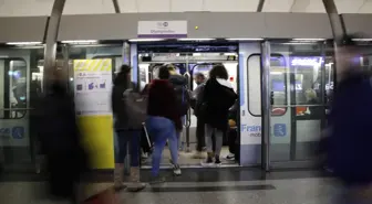 Fransa'da en büyük işçi sendikası CGT greve gitti (2)