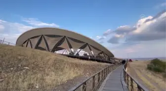 ŞANLIURFA - İstanbul'dan gelen avukatlar, Şanlıurfa'da tarihi yerleri gezdi