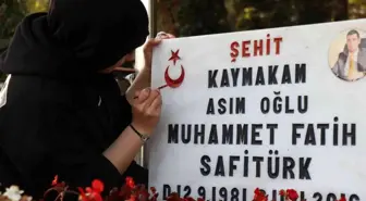 Şehit Safitürk'ün mezarı liseli öğrenciler tarafından düzenlendi