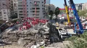 DEPREMDE 36 KİŞİNİN ÖLDÜĞÜ RIZA BEY APARTMANI İNŞAATINDA ÇALIŞAN İŞÇİLER TESPİT EDİLECEK