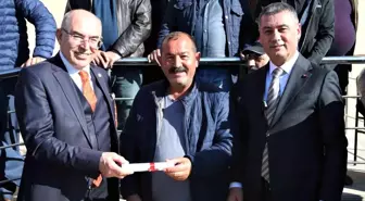 Gölbaşı'nda imarı biten mahallelerin tapuları dağıtıldı