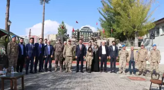 Siirt'te helikopter kazasında şehit olan 17 asker için mevlit okutuldu