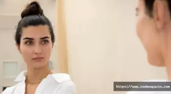 Tuba Büyüküstün Figürünü Londra'da Ziyaret Etti