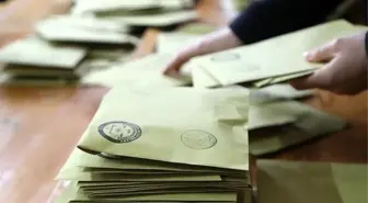 İlk kez oy kullanacak Z kuşağıyla yapılan ankette dikkat çeken sonuç! Yüzde 31,9'luk oranıyla dikkat çeken kararsızlar, seçimin kaderini belirleyecek