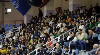 Voleybol: AXA Sigorta Efeler Ligi