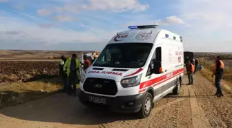 Edirne'de devrilen araçta sıkışan sürücüyü itfaiye kurtardı