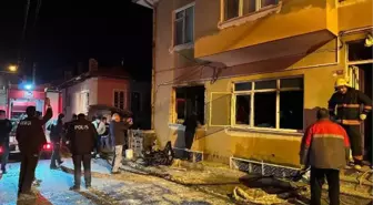 KÜTAHYA'DA EVDE PATLAMA: 2'Sİ AĞIR 4 YARALI