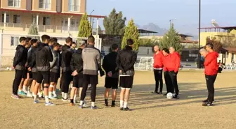Eşin Group Nazilli Belediyespor, yeni teknik direktör Toros ile ilk antrenmanına çıktı