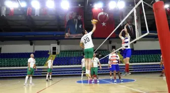 Kütahya'da voleybol turnuvası