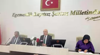 Başkan Çoban: 'Hocalar ilçesi hariç sıcak asfalt ile tanışmayan hiçbir ilçe kalmadı'