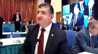 Cavit Arı: İktidar 'Chp'li Belediyeleri Nasıl Çalıştırmayız' Derdinde Ama Şunu Bilin Ki Bu Halk, Sizin Yaptıklarınızı Görüyor.
