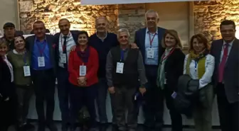 İzmir'de Sağlık Emekçileri Şehir Hastanelerini Konuştu
