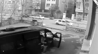 Tiyatro ekibini taşıyan minibüs, TIR'a çarptı: 3 ölü (6)