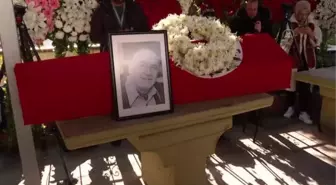 Hayatını kaybeden Hıncal Uluç, son yolculuğuna uğurlandı