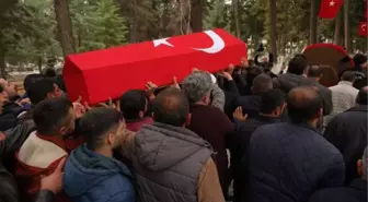 Karkamış şehidi Ayşenur öğretmen ve küçük Hasan toprağa verildi (2)