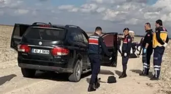Konya'da bir çift otomobilde ölü bulundu
