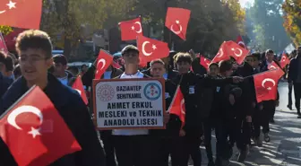 Gaziantep'te şehit öğretmen Ayşenur Alkan anısına yürüyüş düzenlendi