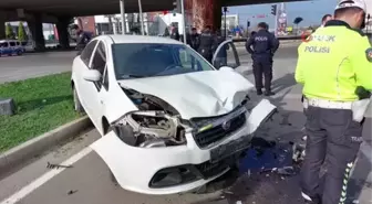 Otomobilin çarptığı motosikletli kurye hayatını kaybetti