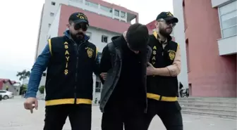 AYNI GÜN 3 ÇOCUĞUN PARALARINI GASBEDİP, KENDİSİNİ ENGELLEMEYE ÇALIŞANI BIÇAKLADI