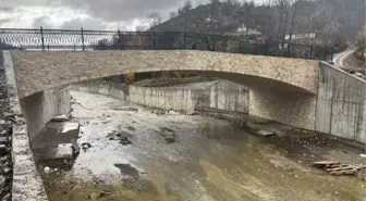 BARTIN'DA SELDE YIKILAN KÖPRÜLER YENİDEN YAPILDI