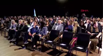 İSTANBUL-TÜKETIM TOPLUMUNUN TÜM BOYUTLARI FUTURE TALKS'TA ELE ALINDI