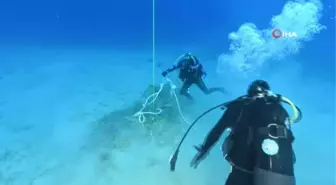Sualtı arkeoloji kazısı için balıkçı ağları temizlendi