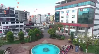 Kadına şiddete dikkat çekmek için balonlar gökyüzüne bırakıldı