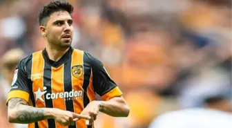 Herkes merak ediyordu! Hull City'de Ozan Tufan için son karar verildi