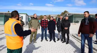 Doğa Koruma ve Milli Parklar Genel Müdürü Şahin'le beraberindeki heyetten Konya'daki barınağa ziyaret