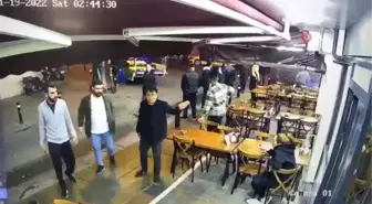 Fatih'te 16 yaşındaki gencin öldürüldüğü anlar kamerada