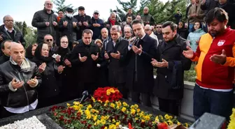 Mustafa Cengiz kabri başında dualarla anıldı