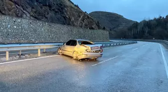 Gümüşhane'de 2 kazada 6 kişi yaralandı