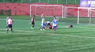 SPOR Kaleci futbolcuyla çarpıştı: Kafa kemiklerinde kırıklar var, yoğun bakıma alındı