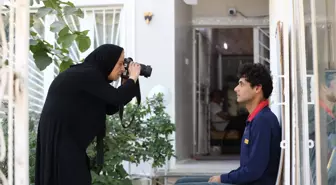 Iraklı kadın fotoğraf sanatçısı ilerlemiş yaşına rağmen mesleğini 'aşkla' sürdürüyor (1)