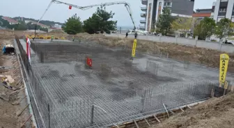 Manisa'da yarı olimpik yüzme havuzunun temeli atıldı