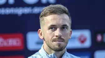Trabzonsporlu futbolcu Edin Visca: 'Sabırsızlıkla sahaya çıkmayı bekliyorum'