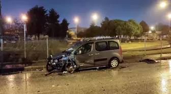 Ataşehir'deki trafik kazasında 2 kişi yaralandı