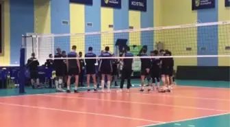 Halkbank, CEV Şampiyonlar Ligi B Grubu'nda liderlik şansını sürdürüyor