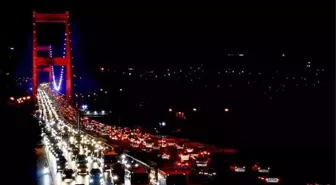 İstanbul'da yollar kilit! Sürücüler iki yaka arasında sıkıştı kaldı