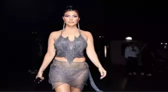 Kourtney Kardashian... TRANSPARAN ŞIKLIĞI!..