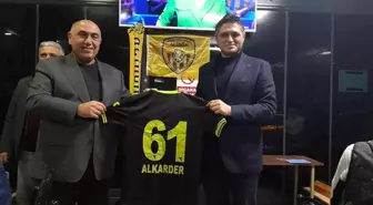 Aliağa FK'ya moral yemeği