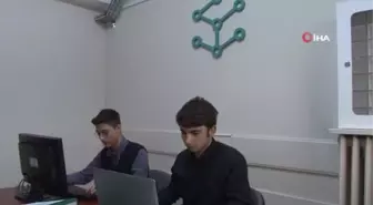 İki lise öğrencisi Türkiye'de bir ilki başardı