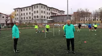 25 Mart Oltuspor'a Çelik hoca