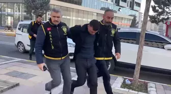 ESKİ NİŞANLISININ ÖLDÜRDÜĞÜ 15 YAŞINDAKİ MELİKE, TOPRAĞA VERİLDİ