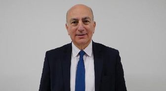 Mahfi Eğilmez kimdir? Kaç yaşında, nereli, mesleği ne? Mahfi Eğilmez kitapları!