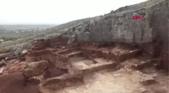 PERRE ANTİK KENTİ'NDE KAZI ÇALIŞMALARINA ARA VERİLDİ