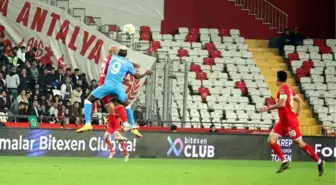 Antalyaspor, hazırlık maçında Napoli'ye 3-2 kaybetti