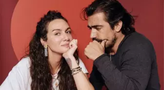 Birce Akalay, İbrahim Çelikkol ile fotoğrafını paylaştı! Pozdan çok eklediği şarkı olay oldu