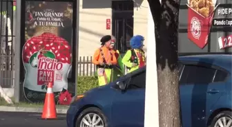 El Saldador'da Ulusal Salvador Palyaço Günü